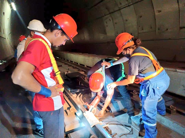 Metro de Valencia fortalece su sistema de vías férreas con labores de mantenimiento preventivo