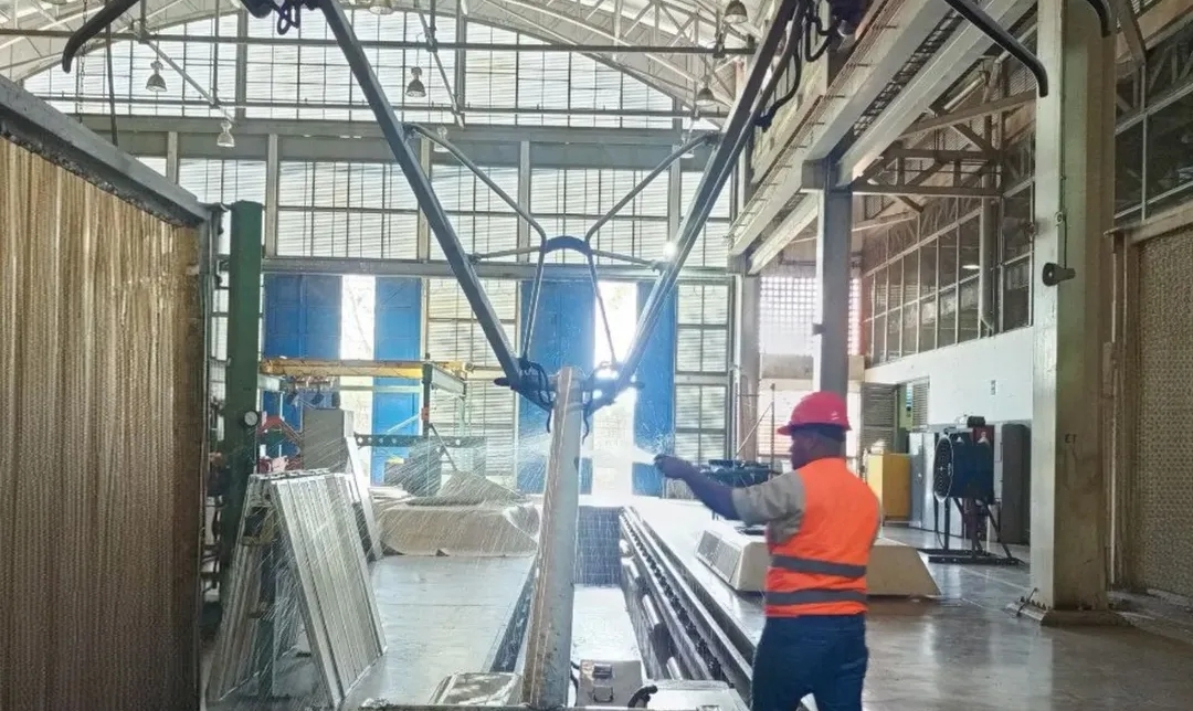 Mantenimiento del Pantógrafo del vagón 1004